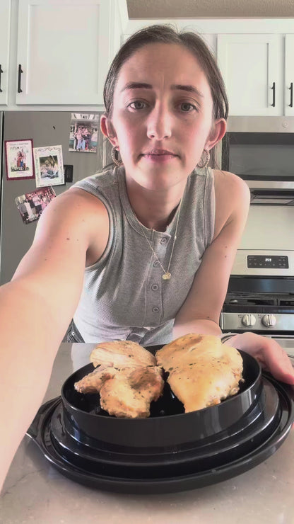 FeastMate™ Pro Black Chicken Shredder (10”) – Effortless Meat Shredding Tool with Visible Lid, Extra Plate & Dispenser Brush